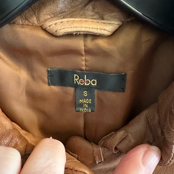 Reba top stitched leather jacket size small - Picture 8 of 10